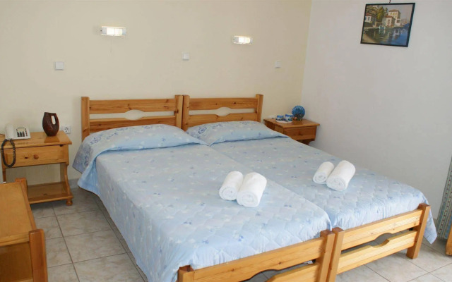 Zeus Hotel