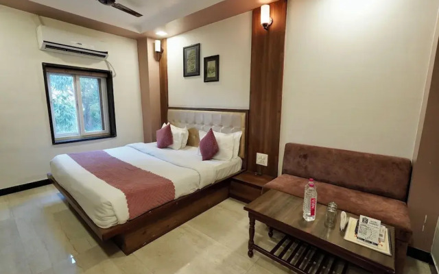 Hotel Samrat