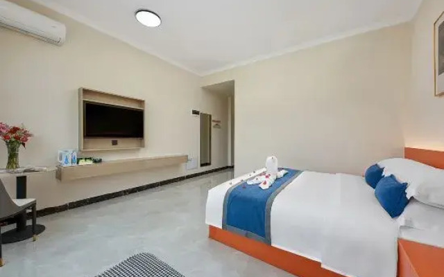 Lans Tine Hotel