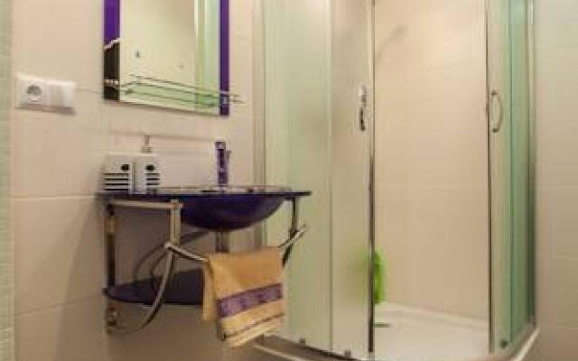 Studio Apartment on Karbysheva