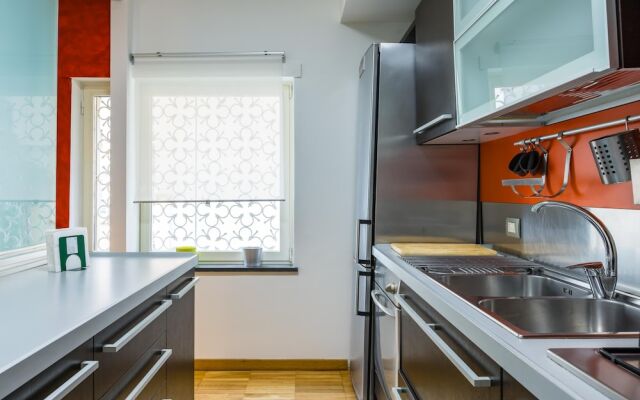 Fresh and Trendy Flat at Vomero