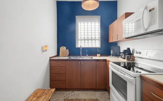 Otium Rentals Historic and Vibrant Apartment