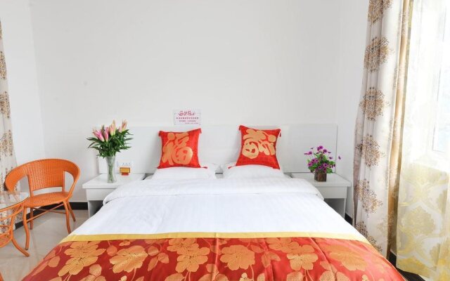 Lijiang Airport Yijia Hotel