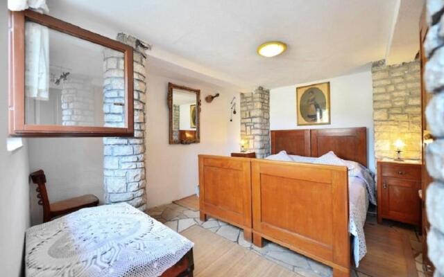 Holiday home Žarko - 50m to the sea