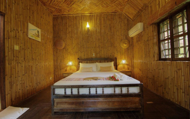 Palm Village Resort & Spa