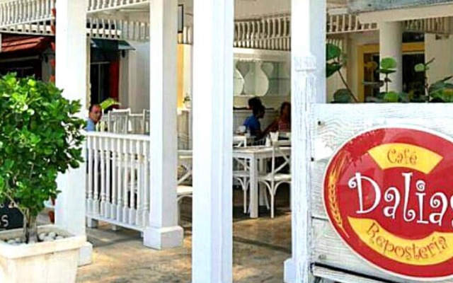 Los Corales Beach Garden Views A1