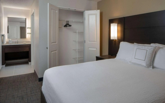 Sonesta ES Suites Fairfax Fair Lakes