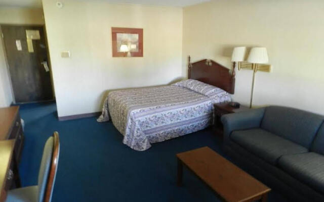 Americas Best Value Inn & Suites Waverly