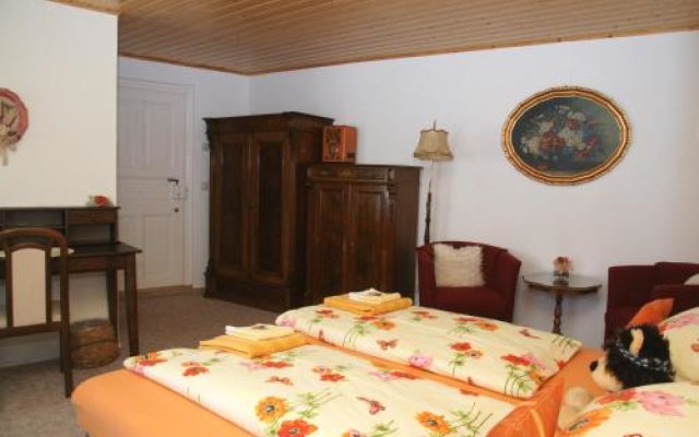 Apartmenthaus & Pension Antik