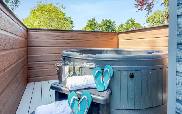 Ogwen Bank Holiday Park & Country Club