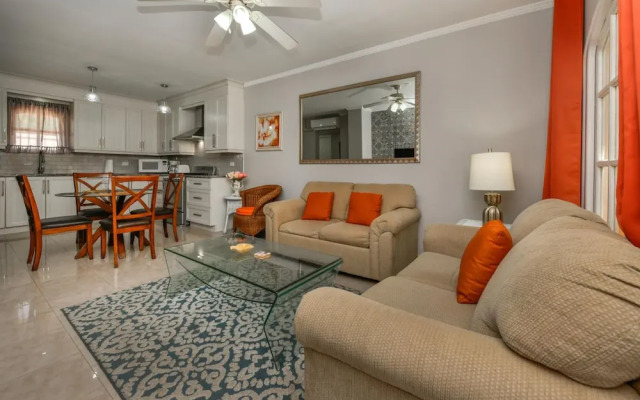 1br1ba Condo in Amazing Location Wacamaya Condos