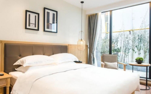 Floral Hotel·Suzhou wannianqiao Hotel (Guanqian Street store)