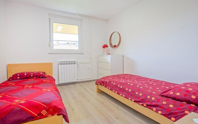 Beautiful Apartment in Koper With 3 Bedrooms and Wifi