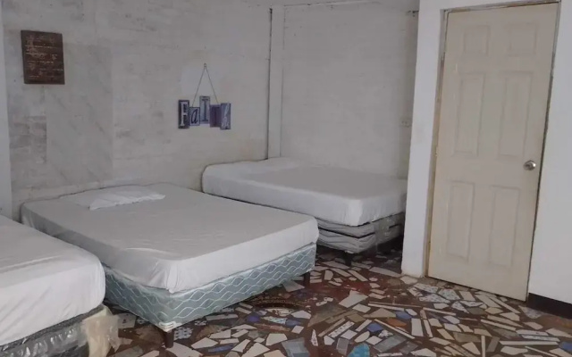 Hostal y Restaurante Tiki Island