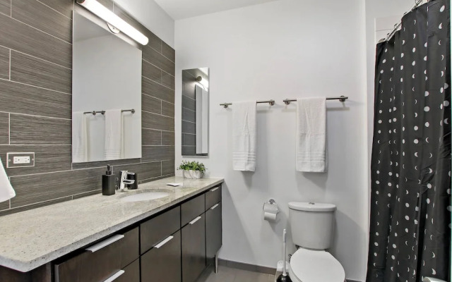 1BR in Hyde Park - Del Prado 811