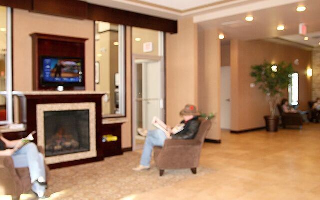 Hampton Inn & Suites by Hilton Edmonton Intl Airport