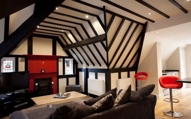 Arden House - Turret Penthouse