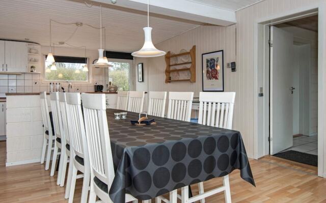 Plush Holiday Home in Ebeltoft With Swimming Pool