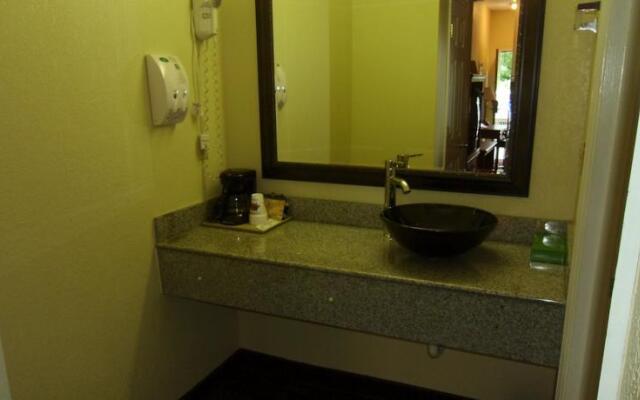 Guesthouse Inn and Suites