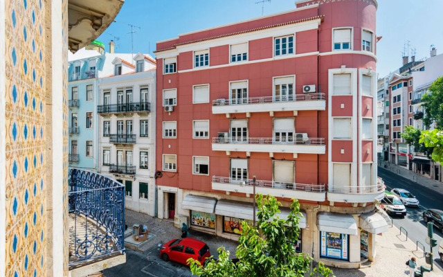 Conde 3BDR Luxury