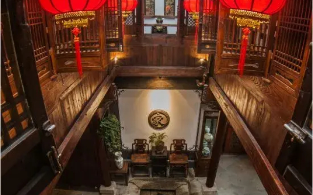 Jing County Derun Tang Bed and Breakfast (Chaji Scenic Area Branch)