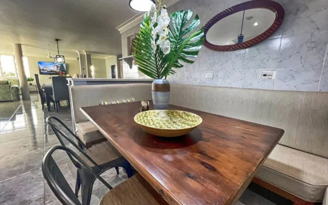 Villa Isabella Discovery Bay