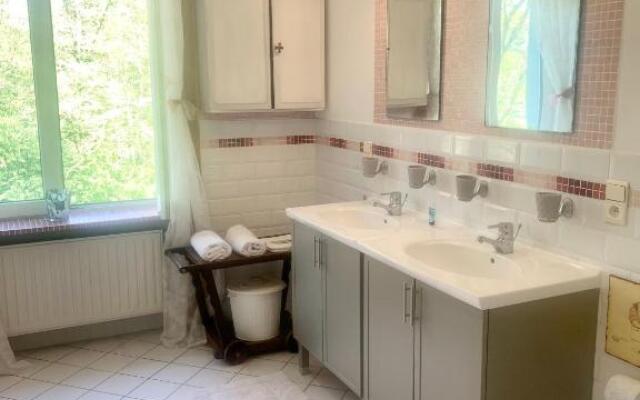 la Tour d'Héloïse - 10' de Bruxelles