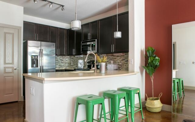 WanderJaunt - North Austin Apartments