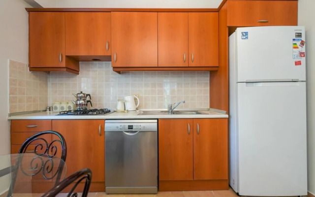 Peaceful Flat with Shared Pool in Camyuva Kemer