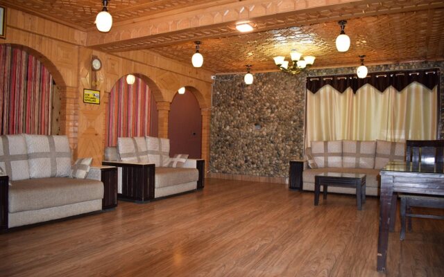 Divine inn sonmarg