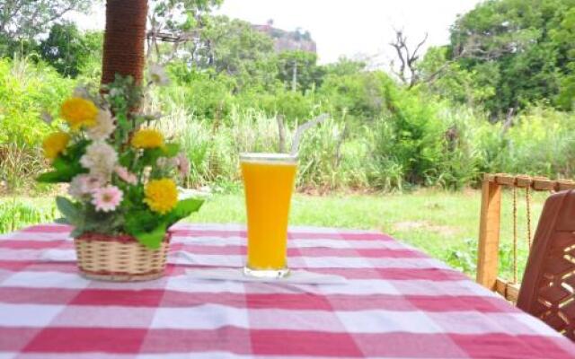 Sigiriya Amenity Home Stay