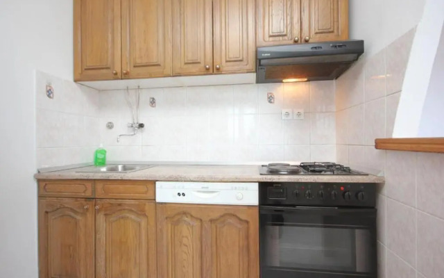 Apartment Vis 2470a