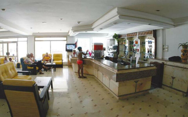 Les Colombes