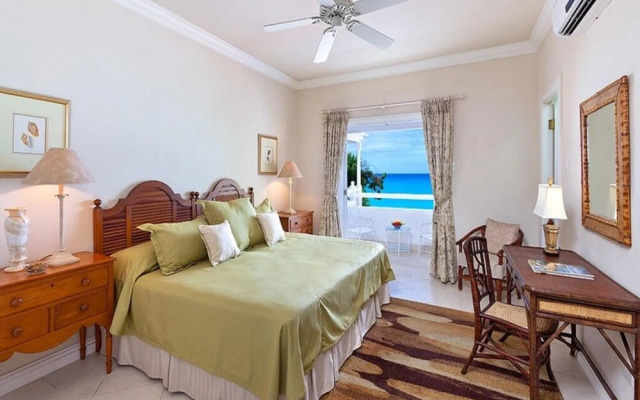 Sunny Vacation Villa 90