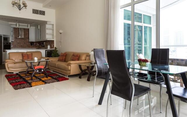 HiGuests - Deluxe Apartment With Balcony and Amazing Views