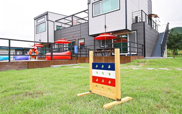 Hongcheon You, I and We Pension