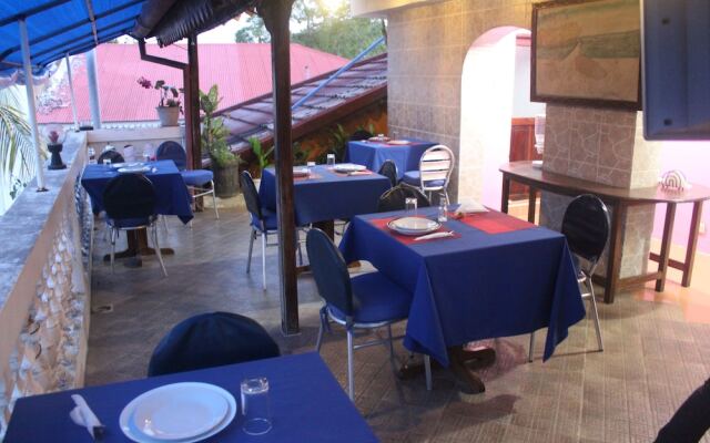 Garden Lodge