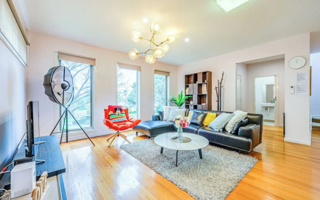 Melbourne Luxury Villa at Doncaster