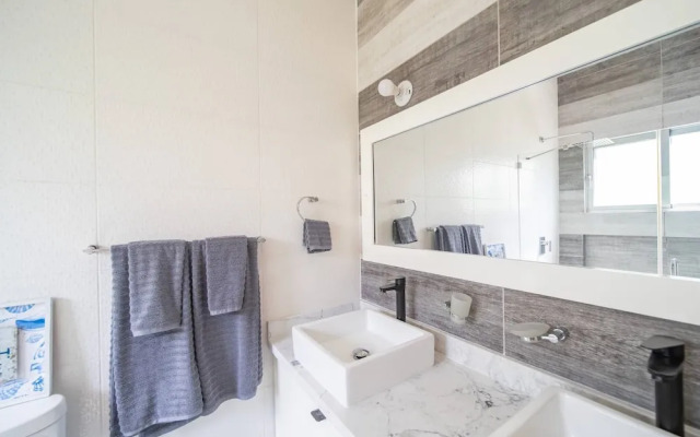 Amazing 2br Villa Near Surfing Beaches!