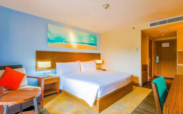 Courtyard Phuket at Surin Beach