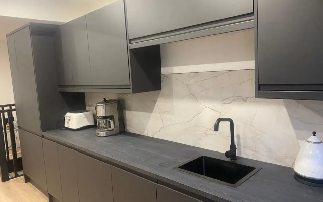 Sleeps7-parking-garden-patio