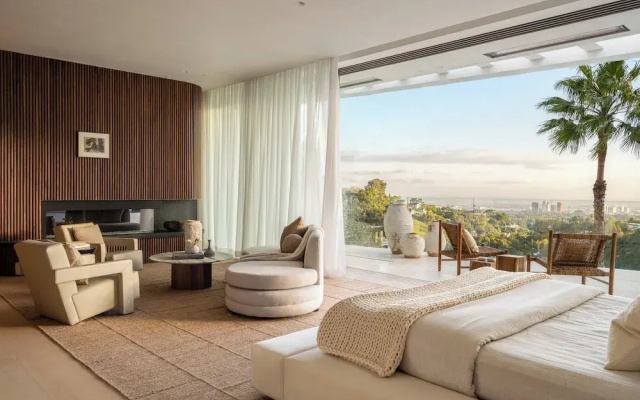 Stradella Mansion - Epitome of Luxury Living in This Breathtaking Bel Air Estate