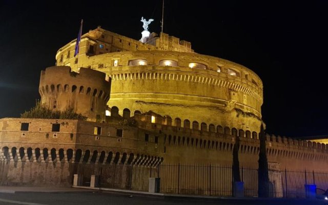 Vatican Apartment Tolemaide