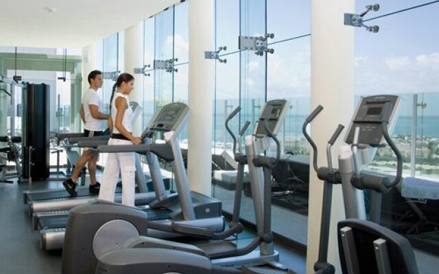 Beach Palace Resort, Cancún, Mexico