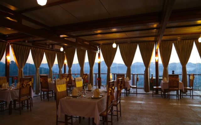 Famous Hotel Kalaw