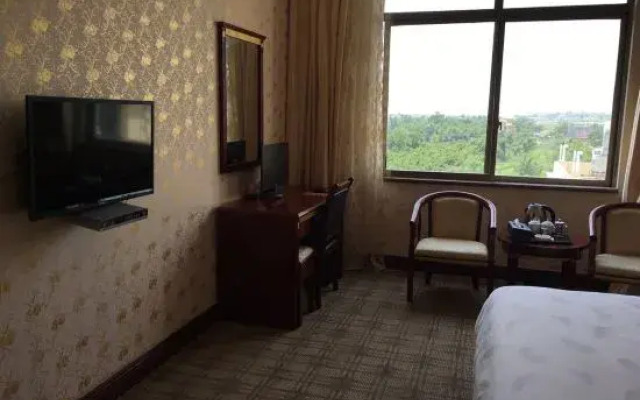 Dongxing Fuzhen Hotel