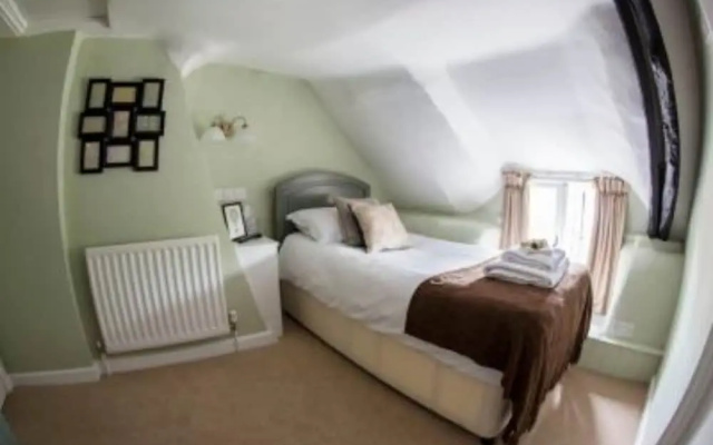 The Anvil Inn