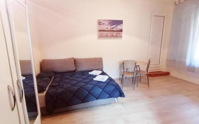 Modern Studio Apartment for 2 in CITY CENTER