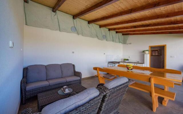 House Demetra