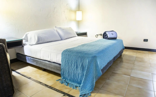 Hotel Santorini Express y Cabañas